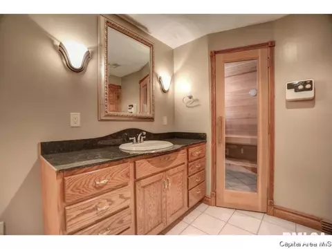 3363 Spaulding Orchard Rd, Springfield, IL 62711 photo 16