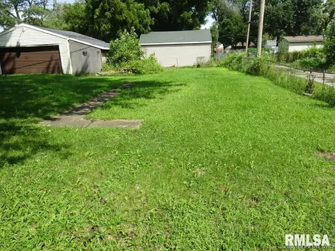 1409 Enterprise St, Springfield, IL 62702 photo 3