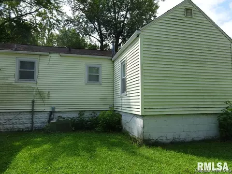 1409 Enterprise St, Springfield, IL 62702 photo 6