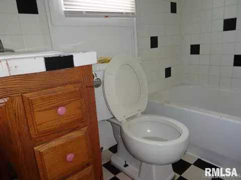 1409 Enterprise St, Springfield, IL 62702 photo 18