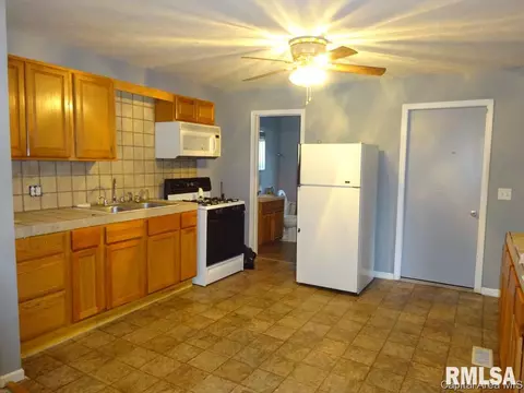 1321 N 15th St, Springfield, IL 62702 photo 13