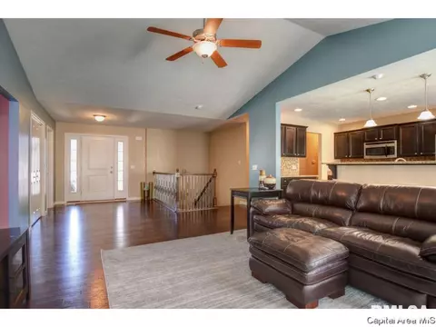 7421 Royal Troon Ct, Springfield, IL 62711 photo 6