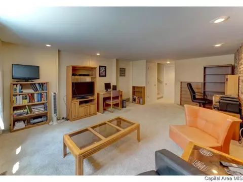 2008 Clubview Dr, Springfield, IL 62704 photo 23