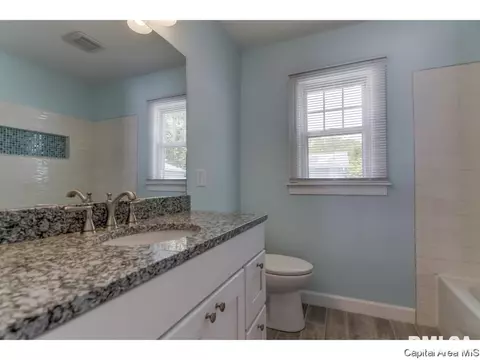 2205 S 1st St, Springfield, IL 62704 photo 28