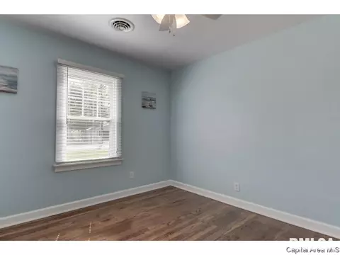 2205 S 1st St, Springfield, IL 62704 photo 22
