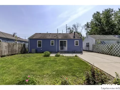 2205 S 1st St, Springfield, IL 62704 photo 36