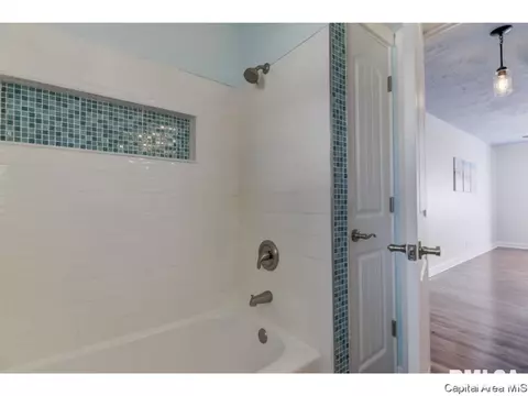 2205 S 1st St, Springfield, IL 62704 photo 29