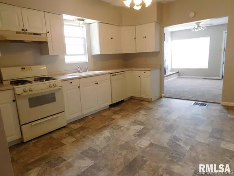 1615 E Kys, Springfield, IL 62702 photo 7