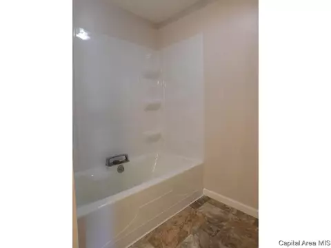 1615 E Kys, Springfield, IL 62702 photo 11