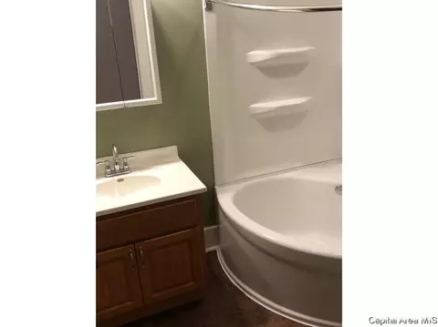 1139 W Washington St, Springfield, IL 62702 photo 9