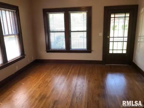1139 W Washington St, Springfield, IL 62702 photo 3
