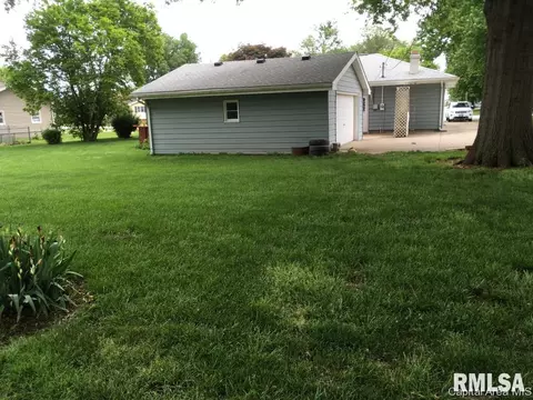 701 E Chestnut St, Chatham, IL 62629 photo 23