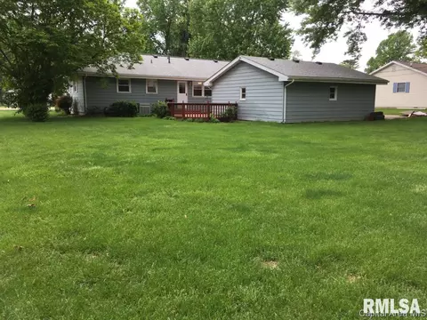 701 E Chestnut St, Chatham, IL 62629 photo 22