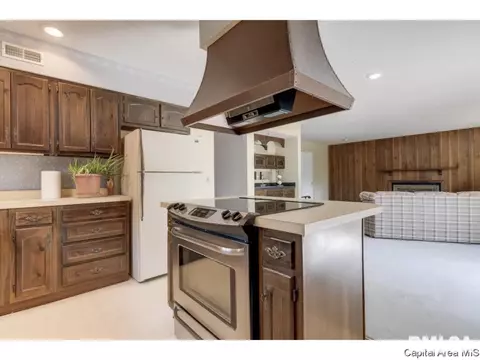 66 Crusaders, Springfield, IL 62704 photo 7