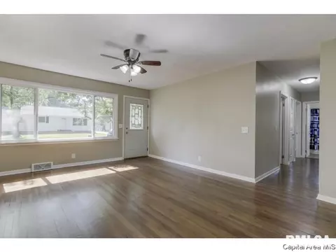 3506 Lancaster Rd, Springfield, IL 62703 photo 6