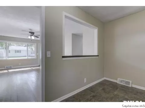 3506 Lancaster Rd, Springfield, IL 62703 photo 8