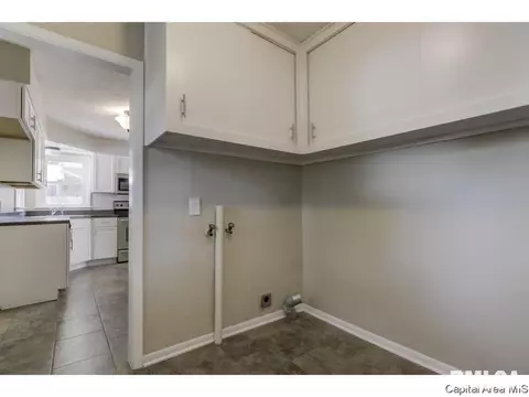 3506 Lancaster Rd, Springfield, IL 62703 photo 13