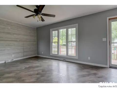 2021 Stanhope Rd, Springfield, IL 62702 photo 3