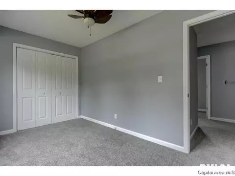 2021 Stanhope Rd, Springfield, IL 62702 photo 8
