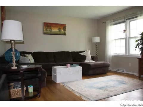 108 Archer, Springfield, IL 62704 photo 3