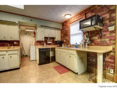 1025 W Edwards St, Springfield, IL 62704 photo 31