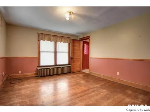 1025 W Edwards St, Springfield, IL 62704 photo 22