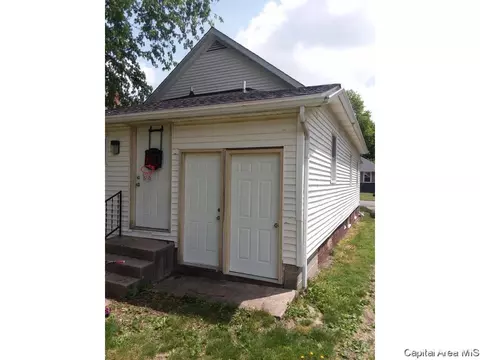 1817 S Spg, Springfield, IL 62704 photo 2