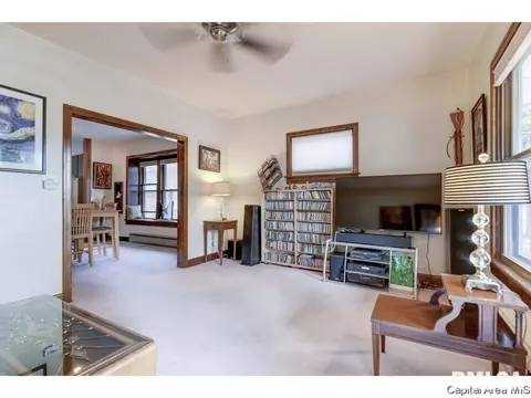 1520 S 5th St, Springfield, IL 62703 photo 4
