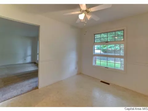 3015 Turning Mill Dr, Springfield, IL 62704 photo 12