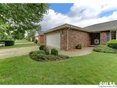 3015 Turning Mill Dr, Springfield, IL 62704 photo 2