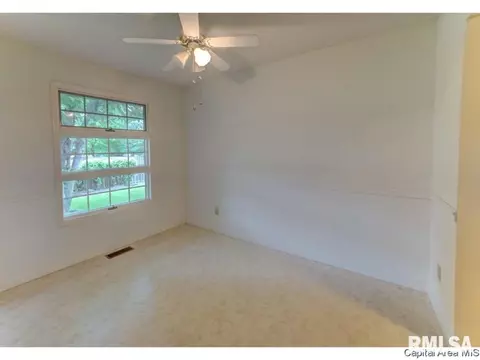 3015 Turning Mill Dr, Springfield, IL 62704 photo 13