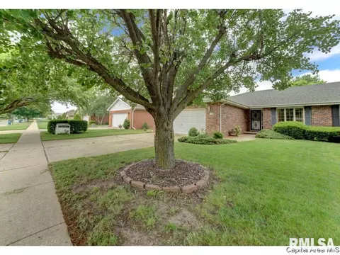 3015 Turning Mill Dr, Springfield, IL 62704 photo 3