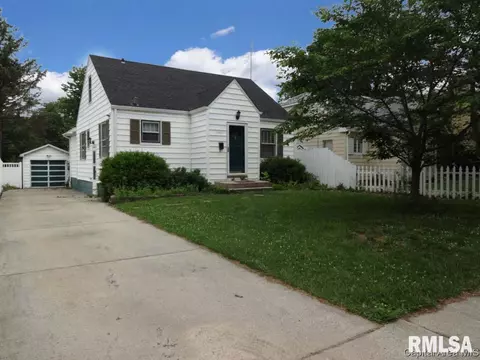 1421 Mossman Ave, Springfield, IL 62702 photo 2