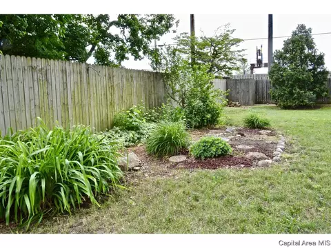 2315 State, Springfield, IL 62704 photo 31