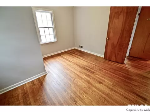 2315 State, Springfield, IL 62704 photo 26