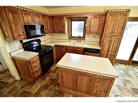 2315 State, Springfield, IL 62704 photo 13