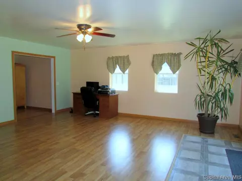 1104 Mildred, Springfield, IL 62712 photo 10