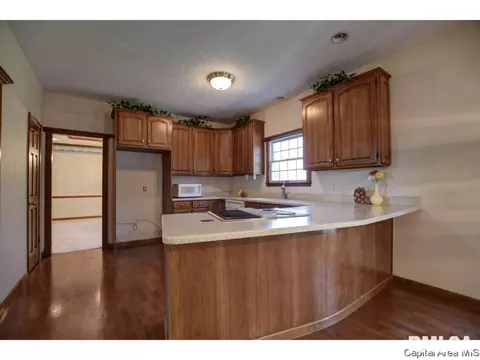 3805 Kingsley Dr, Springfield, IL 62711 photo 12
