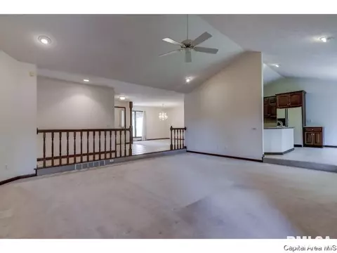 4309 Thyme, Springfield, IL 62711 photo 7