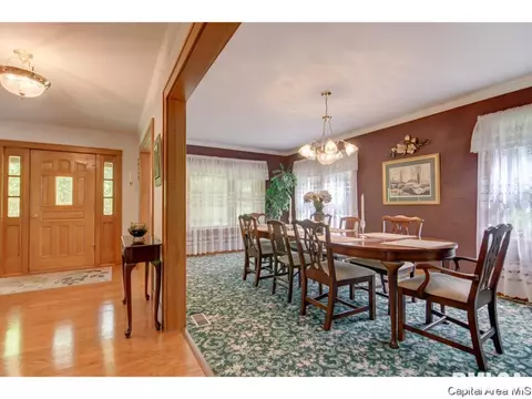 2836 E Lake Shore Dr, Springfield, IL 62712 photo 5