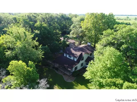 2836 E Lake Shore Dr, Springfield, IL 62712 photo 1