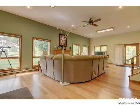 2836 E Lake Shore Dr, Springfield, IL 62712 photo 17