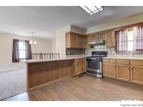 2720 Cheshire Rd, Springfield, IL 62703 photo 5