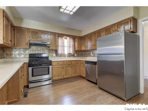 2720 Cheshire Rd, Springfield, IL 62703 photo 6