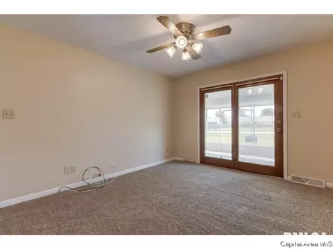 2720 Cheshire Rd, Springfield, IL 62703 photo 9
