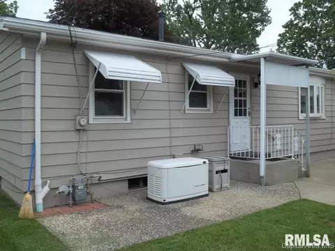 1709 N 23rd, Springfield, IL 62702 photo 9
