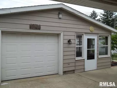 1709 N 23rd, Springfield, IL 62702 photo 5