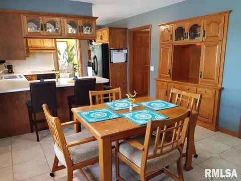 3986 Rochester Rd, Springfield, IL 62712 photo 15