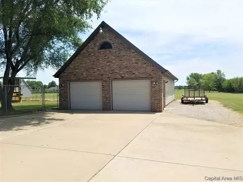 3986 Rochester Rd, Springfield, IL 62712 photo 4