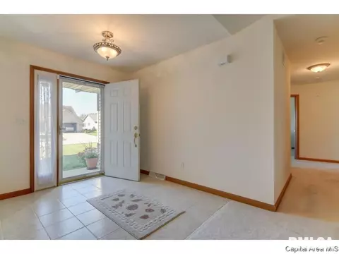 1409 Summershade Dr, Springfield, IL 62712 photo 3